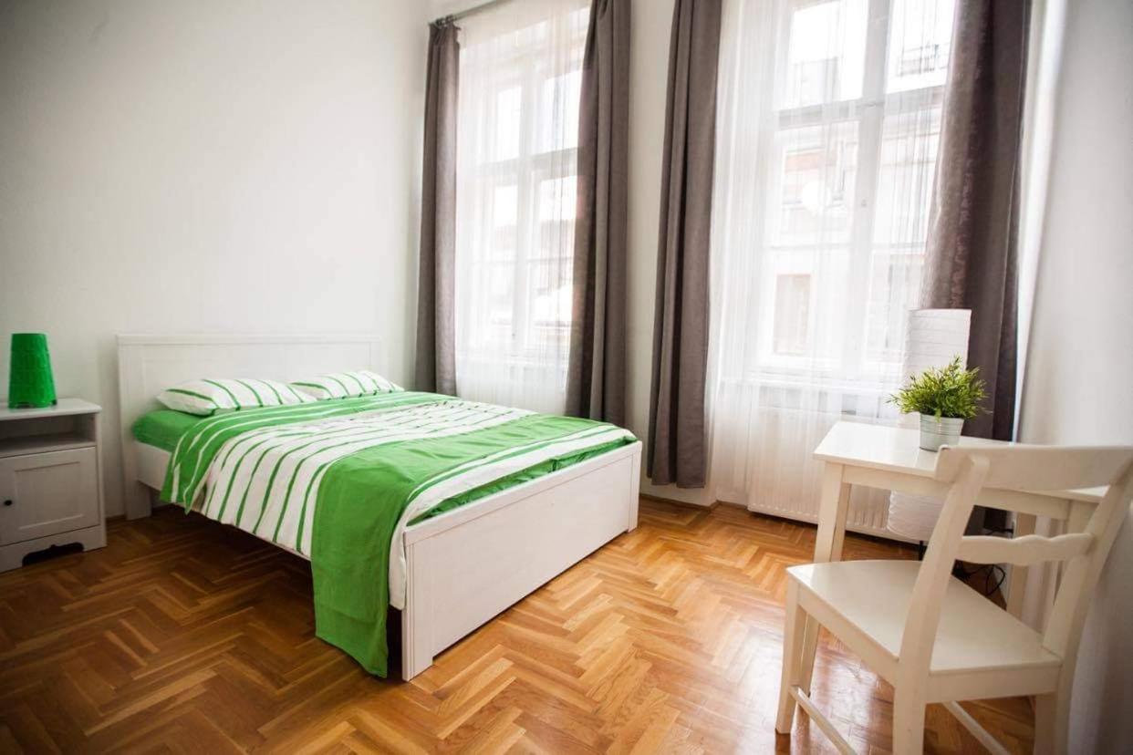 City Center Budapeşte Dış mekan fotoğraf